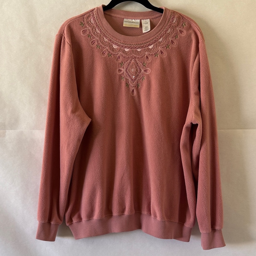 Alfred Dunner Pink Embroidered Sweater Sz 1X Dusty Rose Fleece Crewneck Pullover
